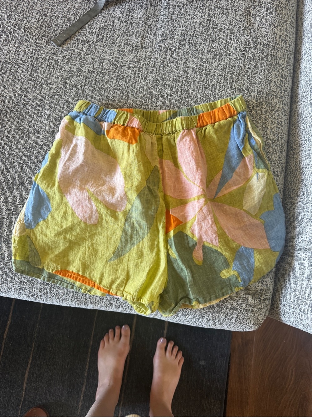 Vitamin A Linen-Blend Floral Elastic Waist Shorts - Green Pink Orange Blue